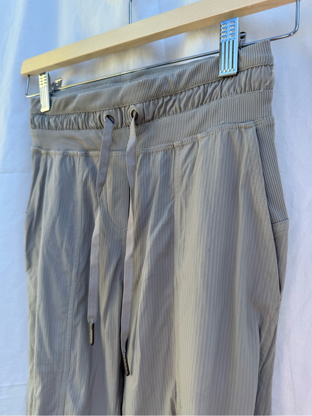Lululemon Dance Studio Mid-Rise Cropped Pant Riverstone - Picture 4 of 8